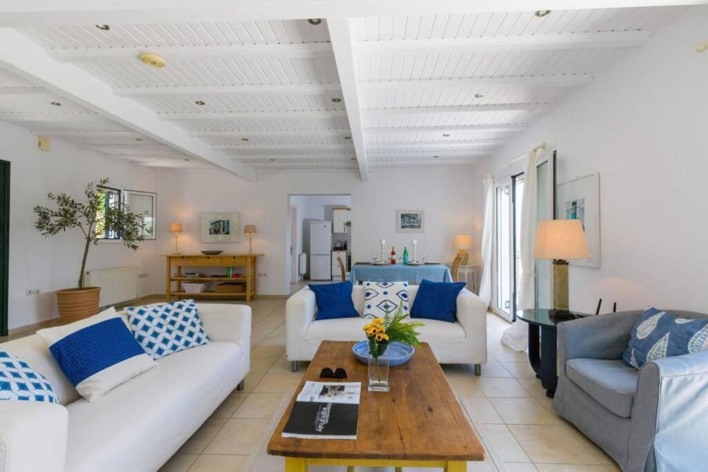 Villa Eleonas Strongyli  Экстерьер фото