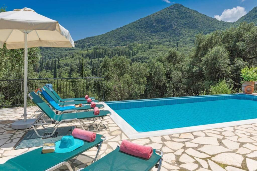 Villa Eleonas Strongyli  Экстерьер фото
