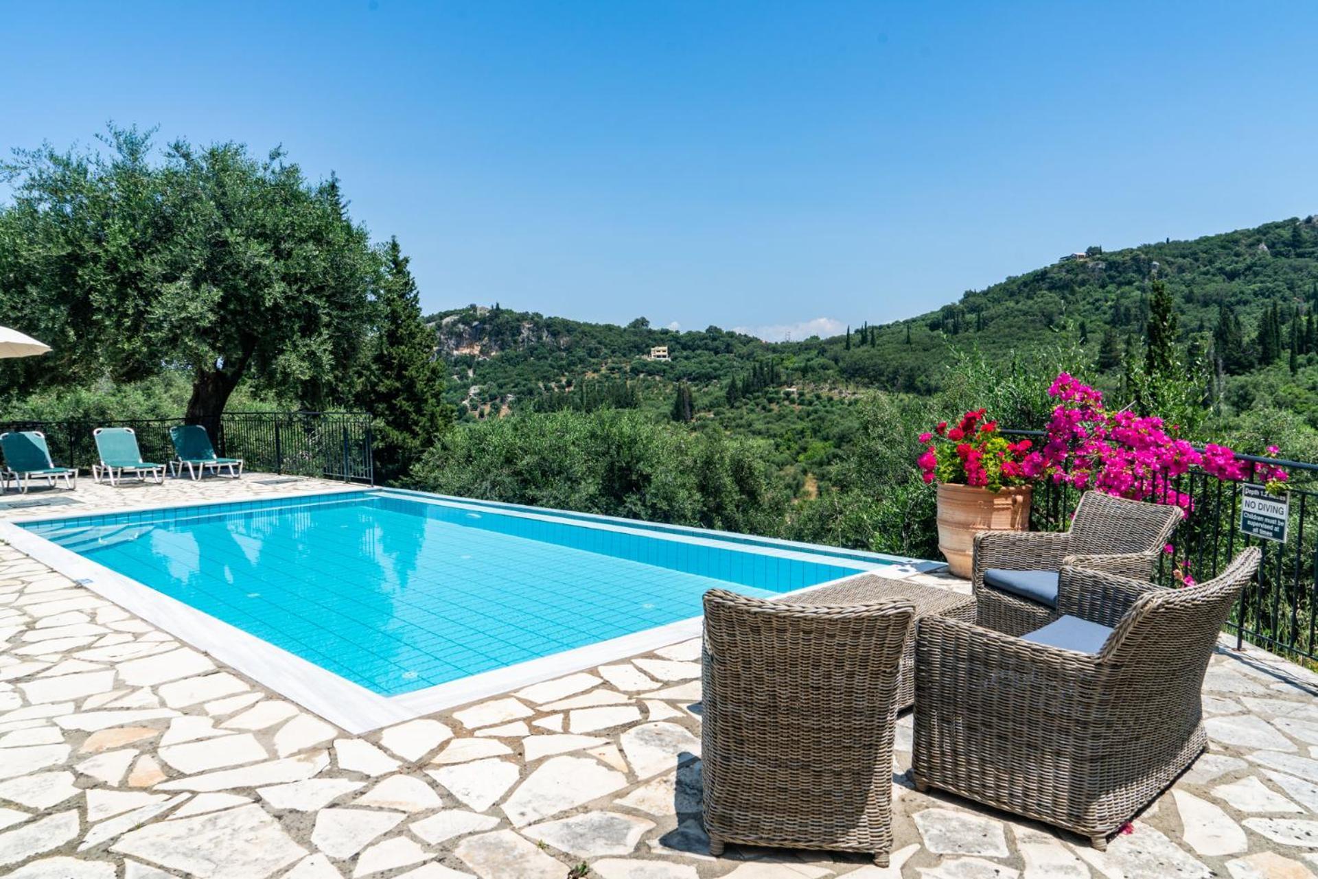 Villa Eleonas Strongyli  Экстерьер фото
